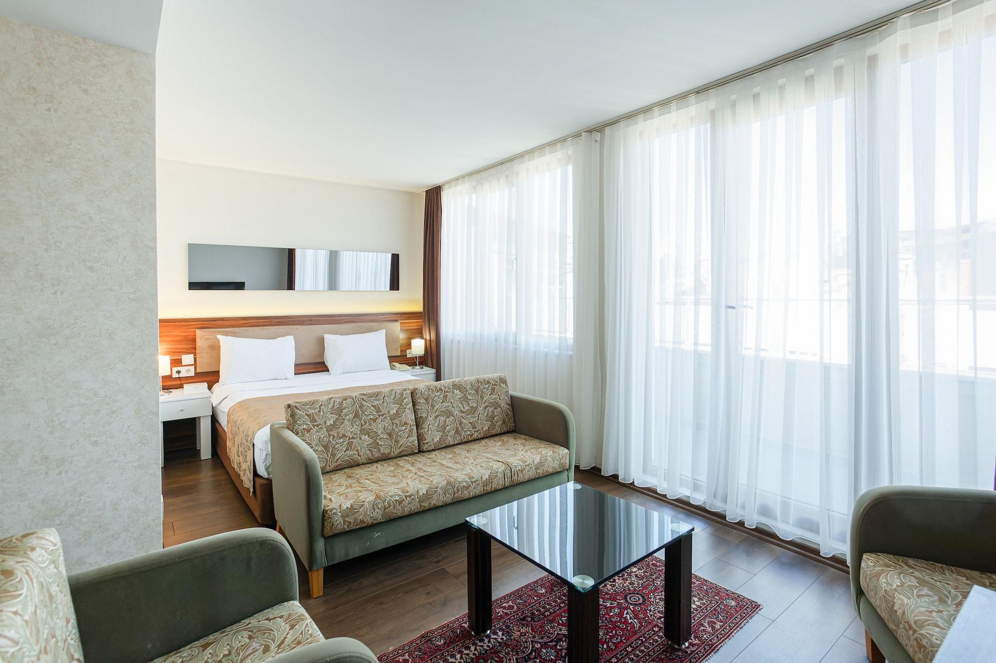 P Galata Hotel - Special Category Istanbul Exterior photo