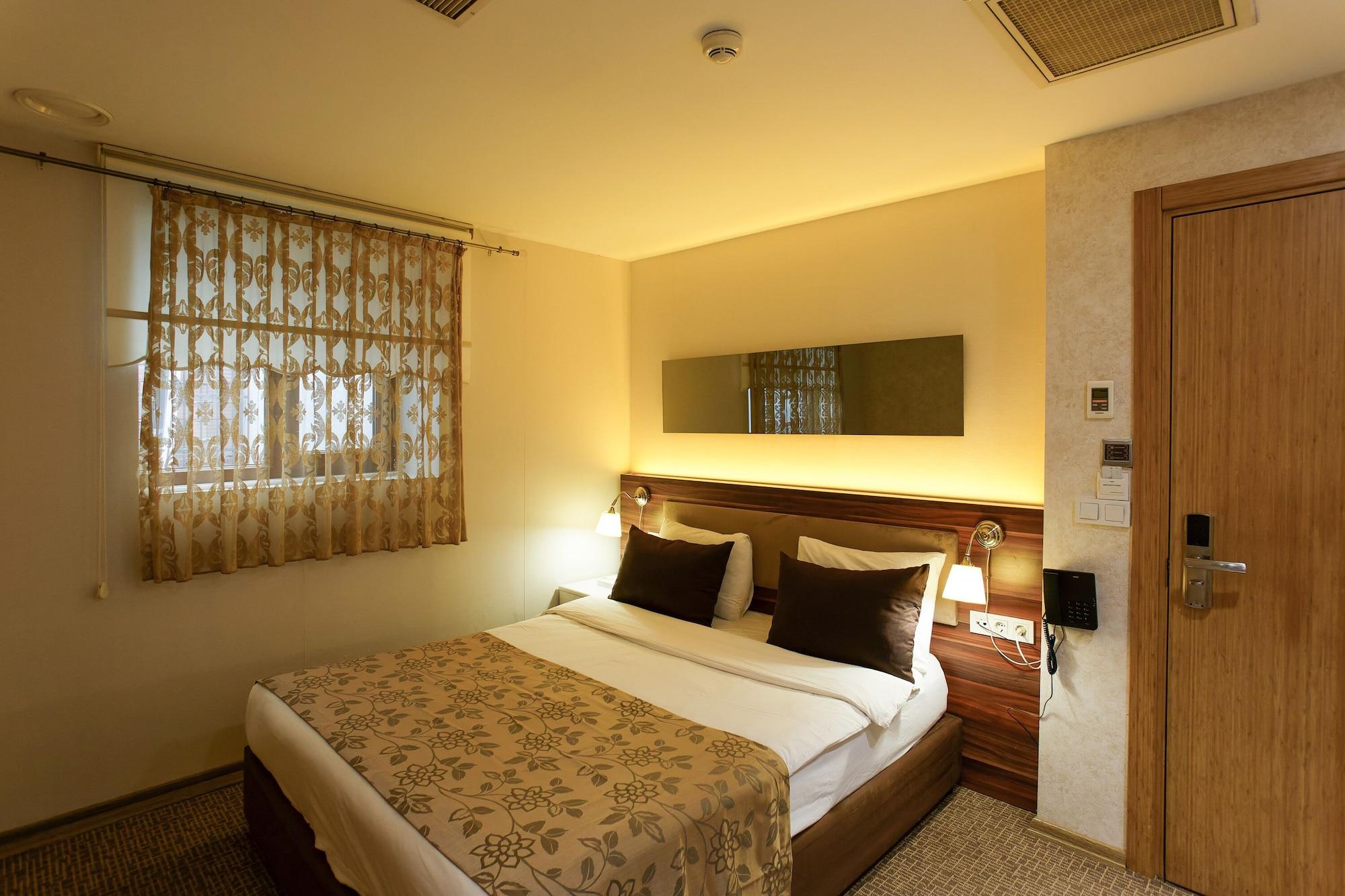 P Galata Hotel - Special Category Istanbul Exterior photo